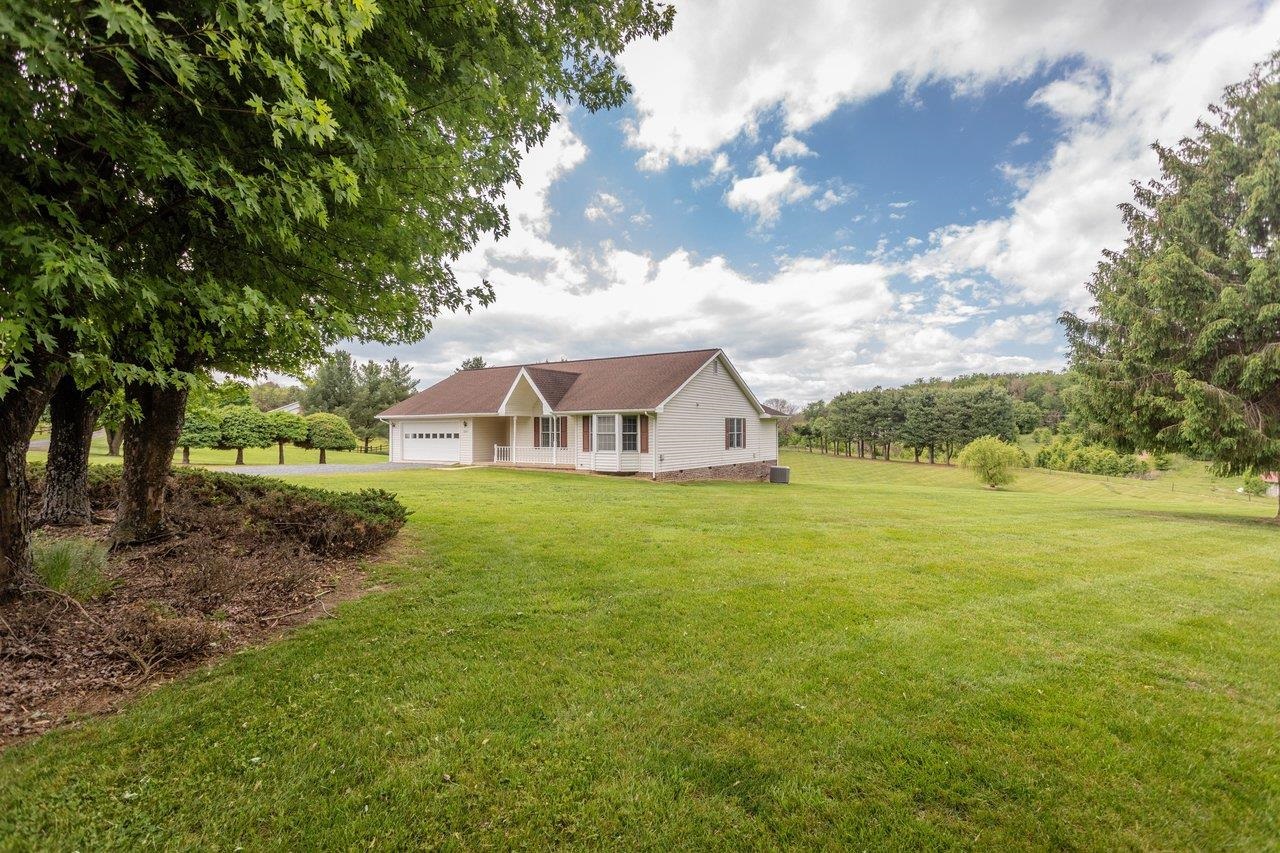 2220 Pine Woods Road Quicksburg, VA 22847 - Photo 2 of 75 3.001 Private Acres