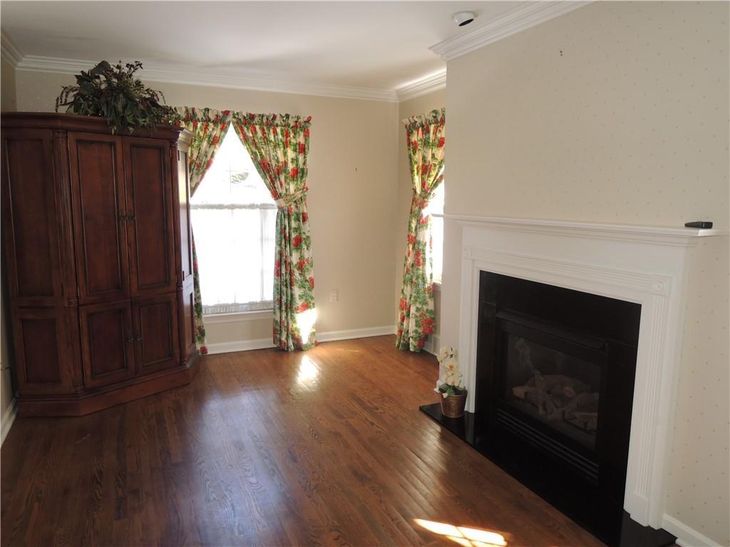 675 Valleyview Road Pittsburgh, PA 15243 - Photo 9 of 16 Gallery Image 9