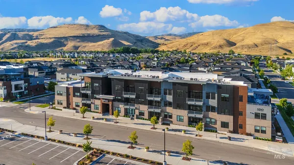 $389,900 | 4340 East Haystack Street, Unit 202, Boise, ID 83716