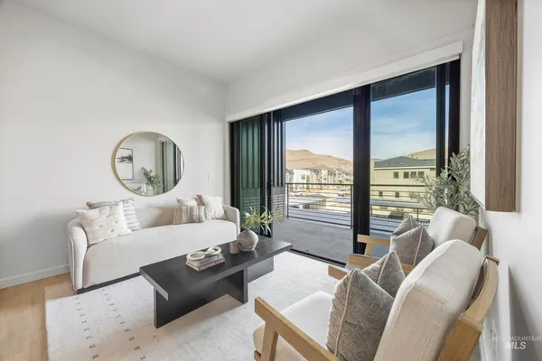 $389,900 | 4340 East Haystack Street, Unit 202, Boise, ID 83716