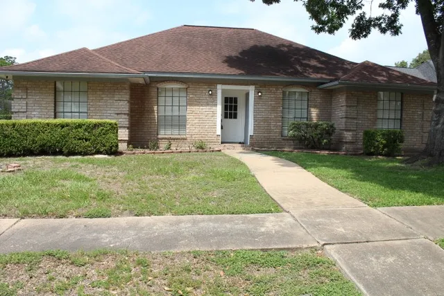 $299,900 | 9222 Chesney Downs Drive, Houston, TX 77083