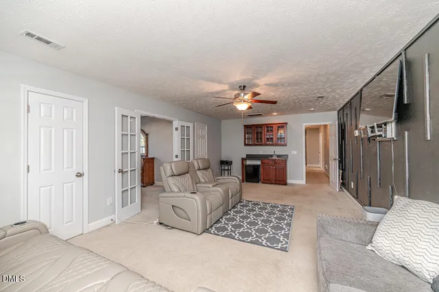 a bathroom with a tub