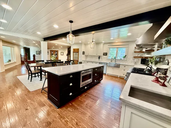 $799,900 | 4209 East County Road 50 South, Fillmore, IN 46128