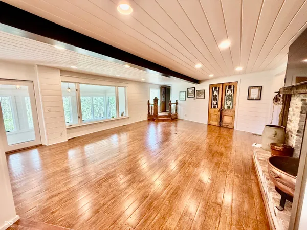 $799,900 | 4209 East County Road 50 South, Fillmore, IN 46128