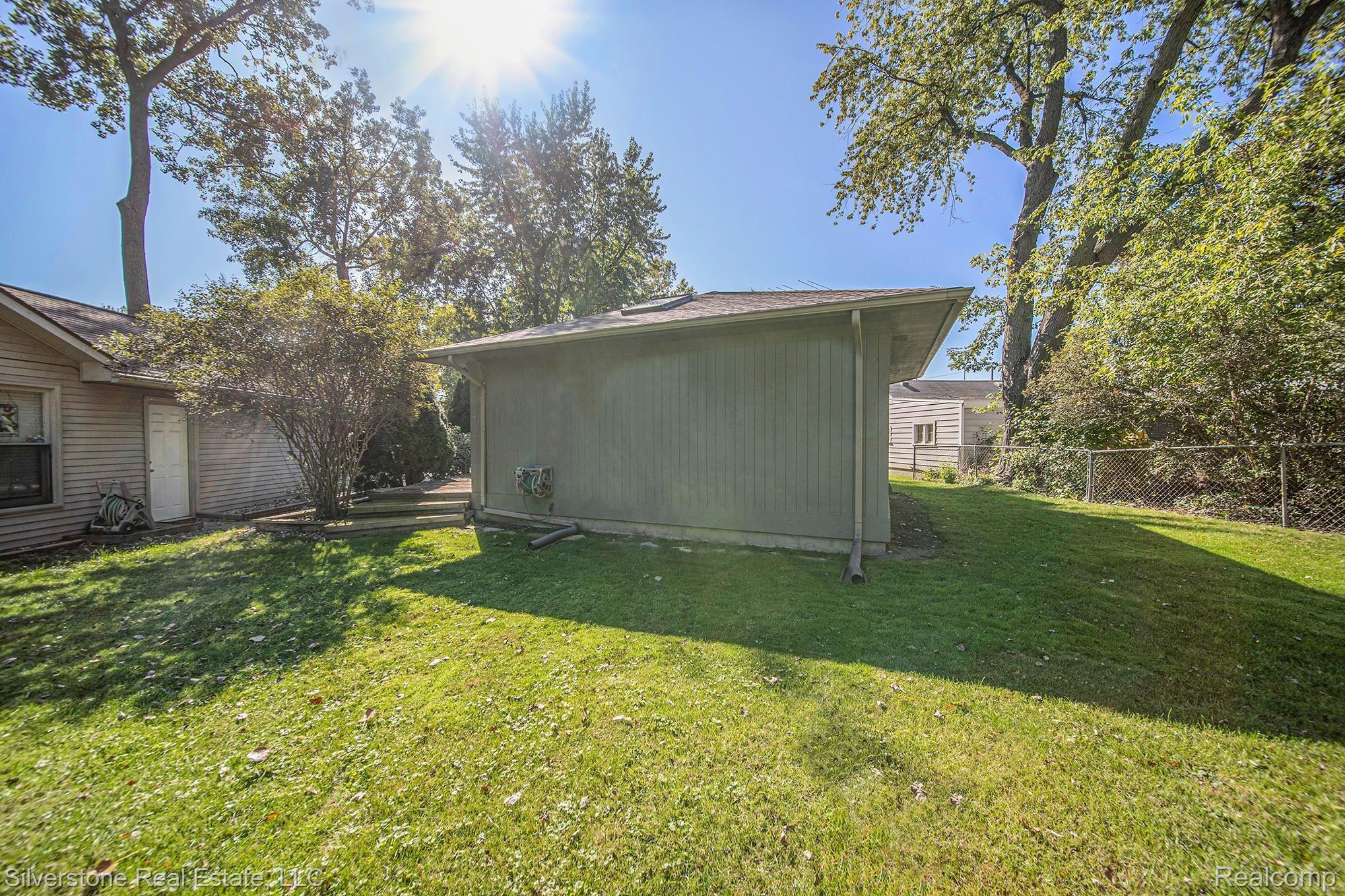 4800 Siebert Road Waterford, MI 48328 - Photo 25 of 25 4800 Siebert_1.jpg