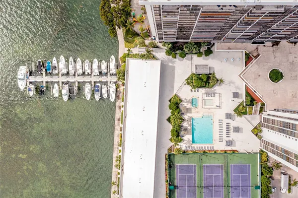 $5,000 | 1925 Brickell Avenue, Unit D2006, Miami, FL 33129