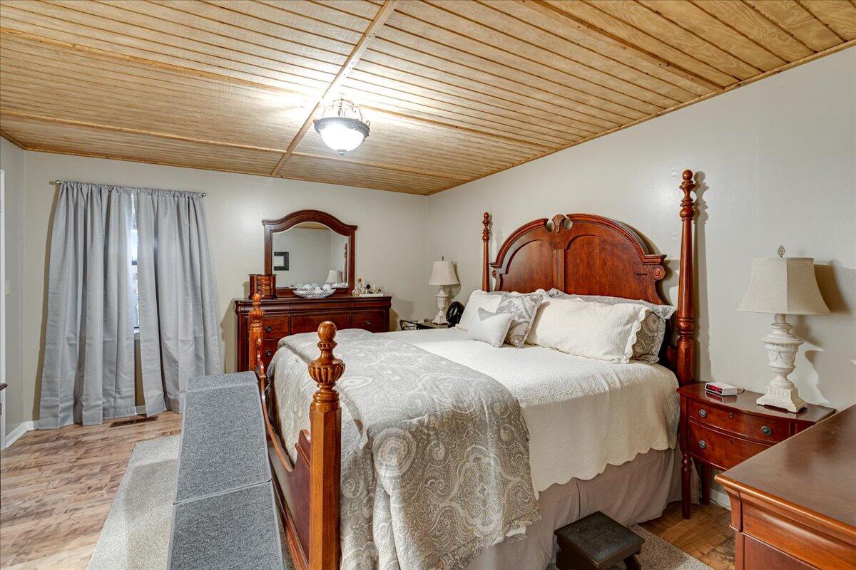 5651 Mullins Cove Road Whitwell, TN 37397 - Photo 16 of 48 16-5651 Mullins Cove Rd-16