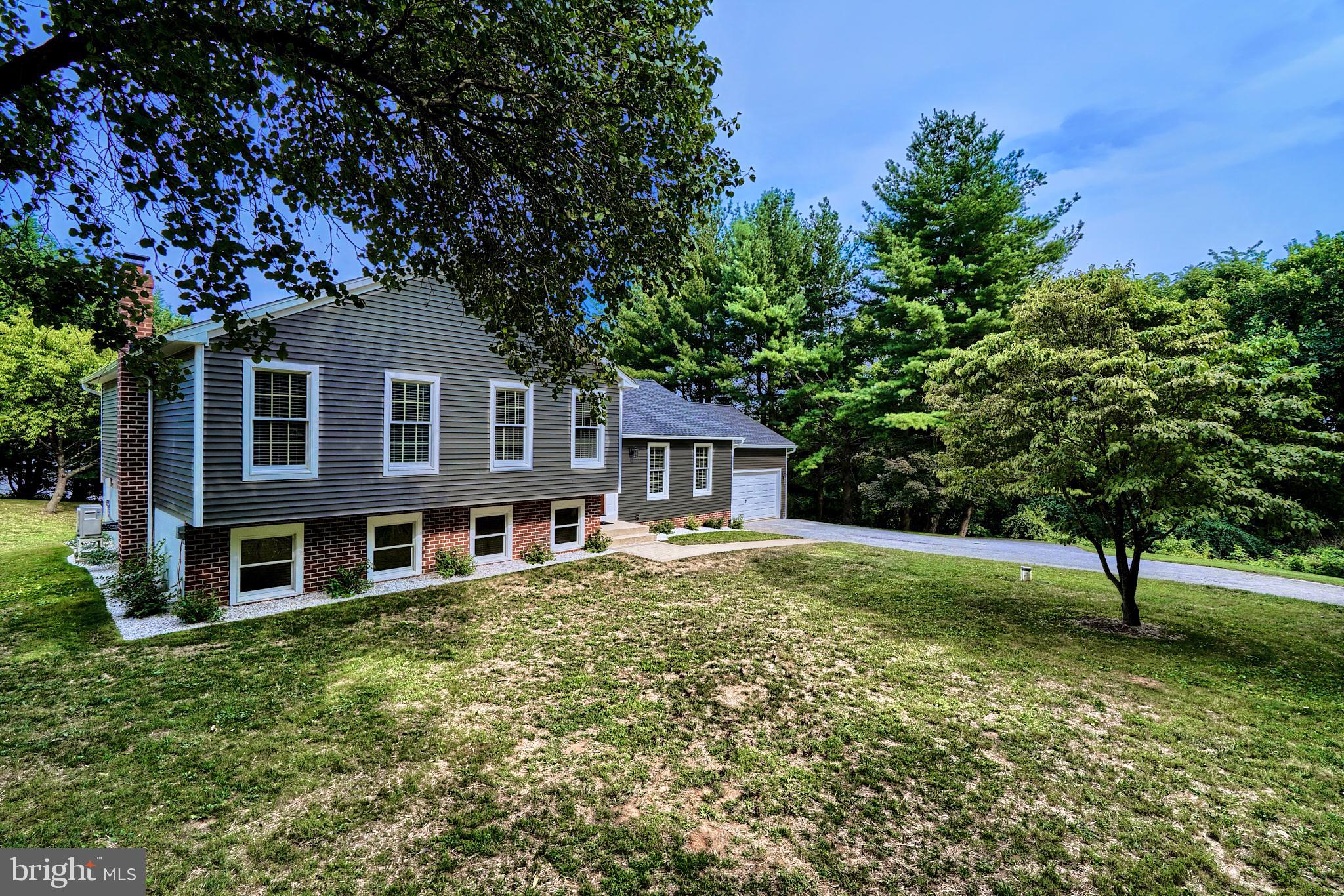 715 Hook Road Westminster, MD 21157 - Photo 3 of 59 Gallery Image 3