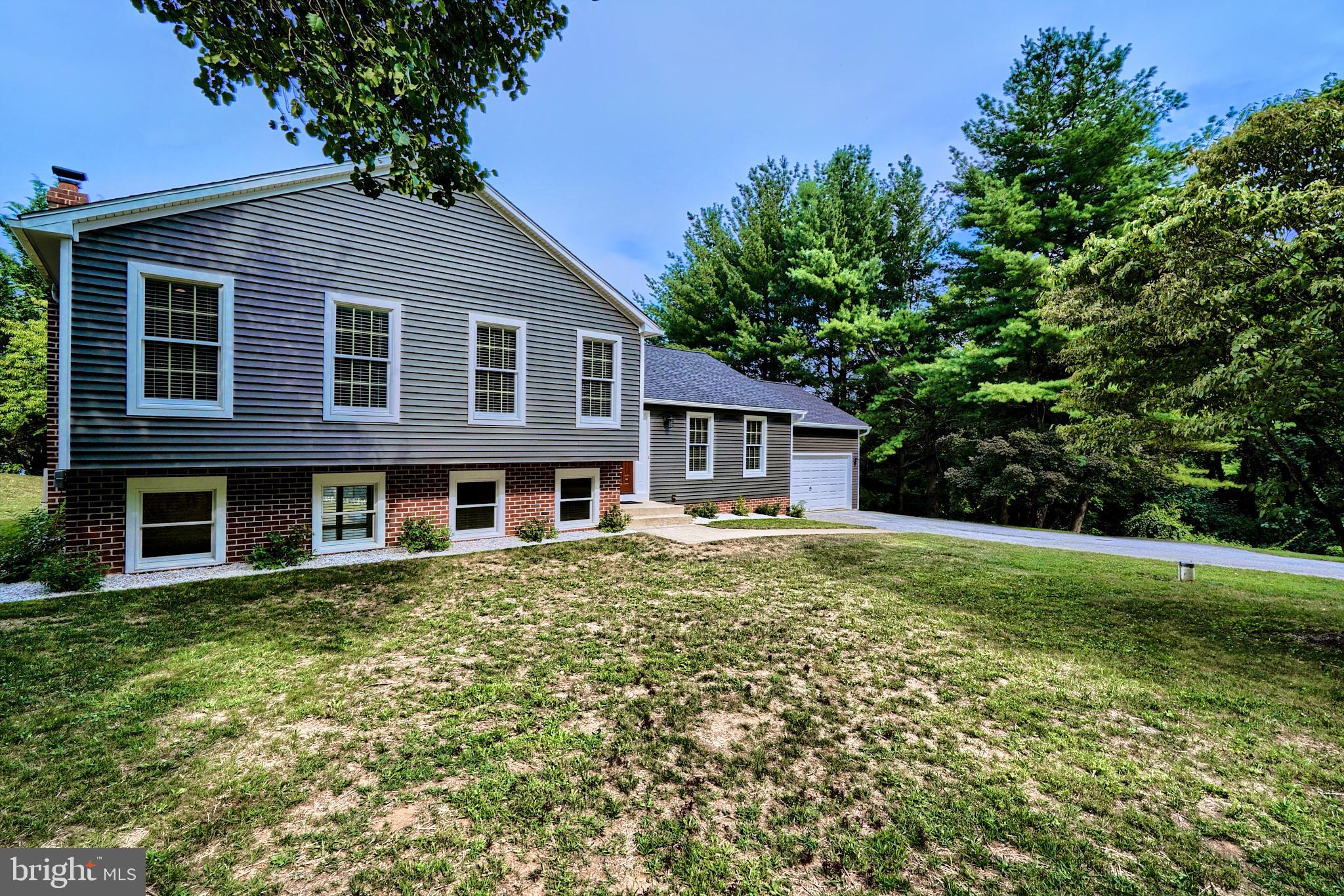 715 Hook Road Westminster, MD 21157 - Photo 4 of 59 Gallery Image 4