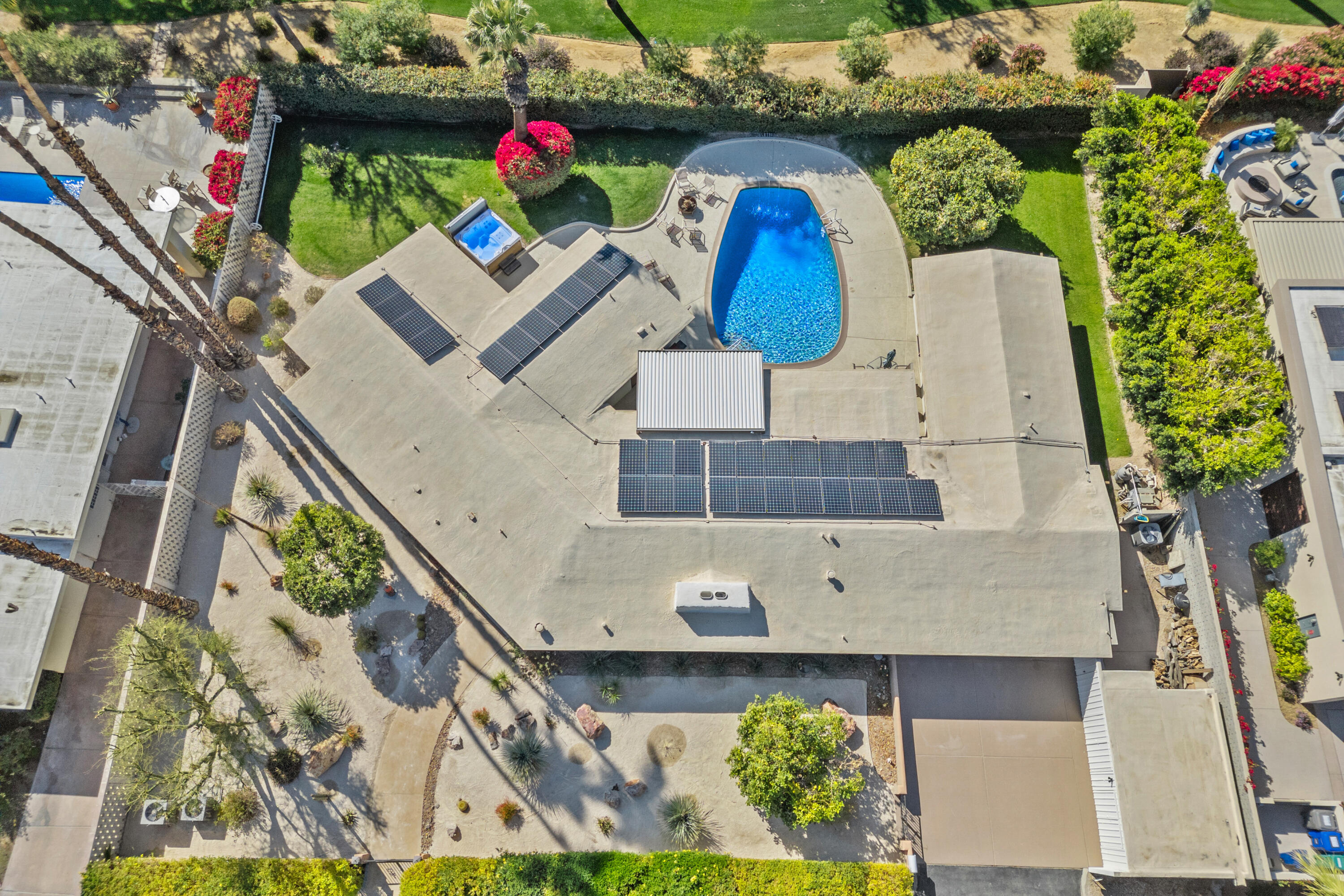 70801 Fairway Drive Rancho Mirage, CA 92270 - Photo 3 of 48 an aerial view of a house