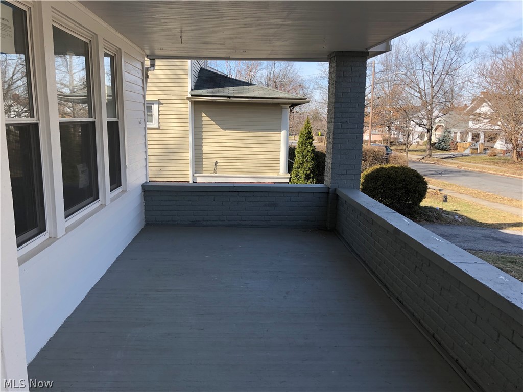 3270 Altamont Road Cleveland, OH 44118 - Photo 30 of 34