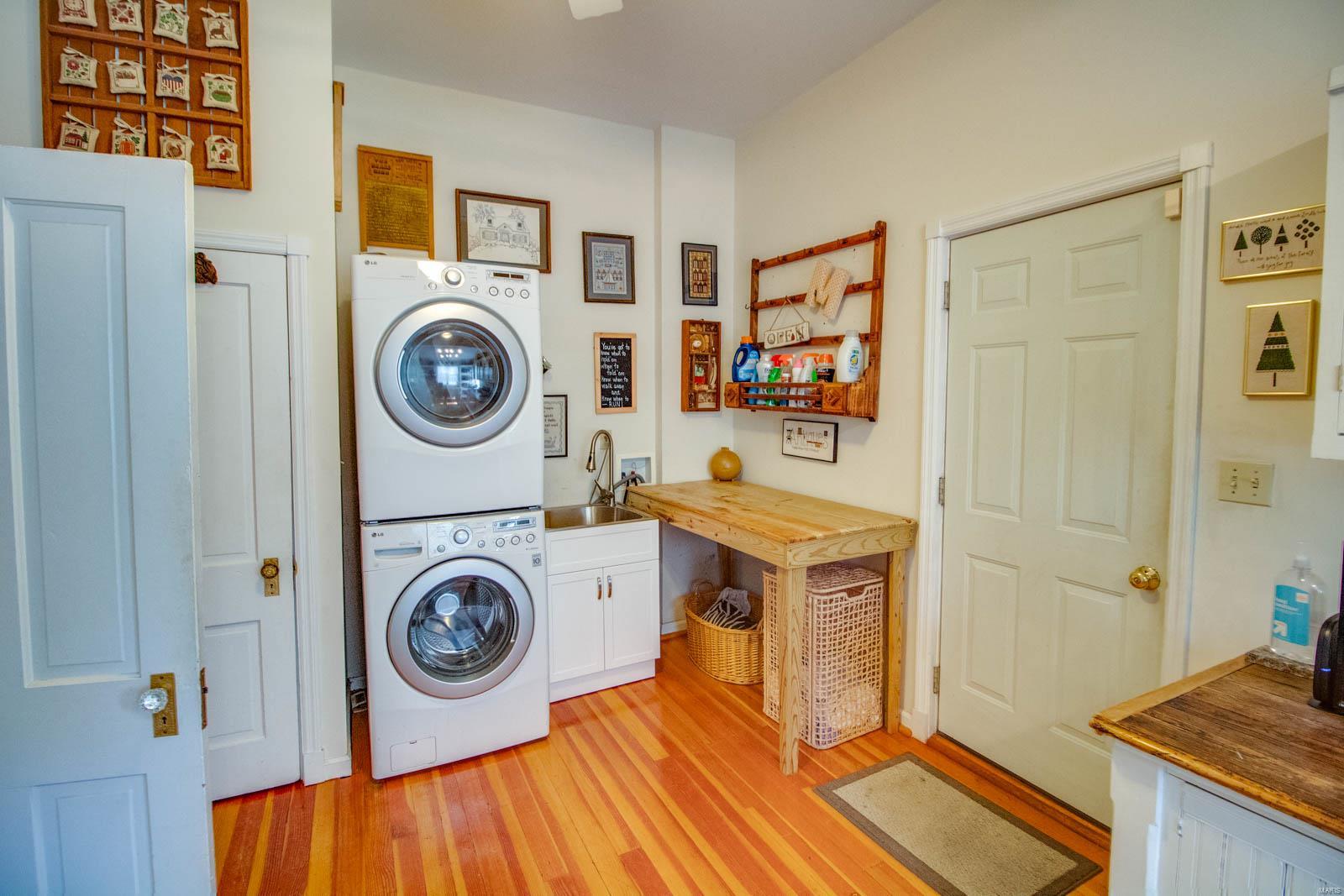 611 Division Street Alton, IL 62002 - Photo 13 of 59 Gallery Image 13