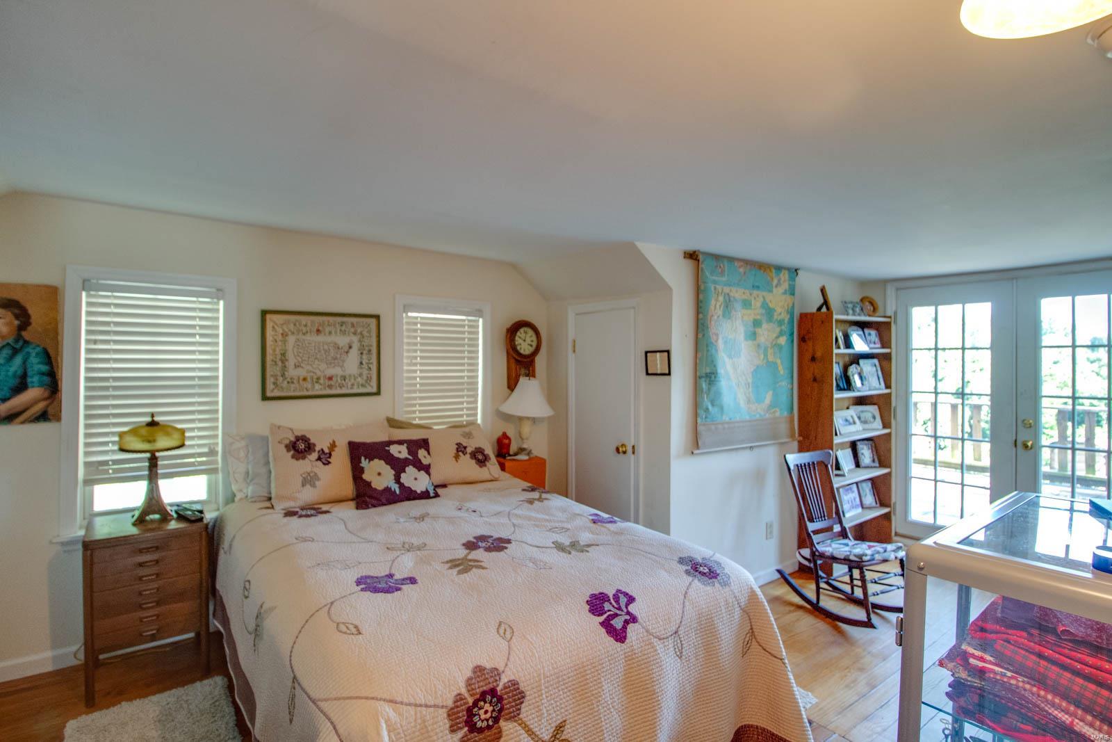 611 Division Street Alton, IL 62002 - Photo 29 of 59 Gallery Image 29