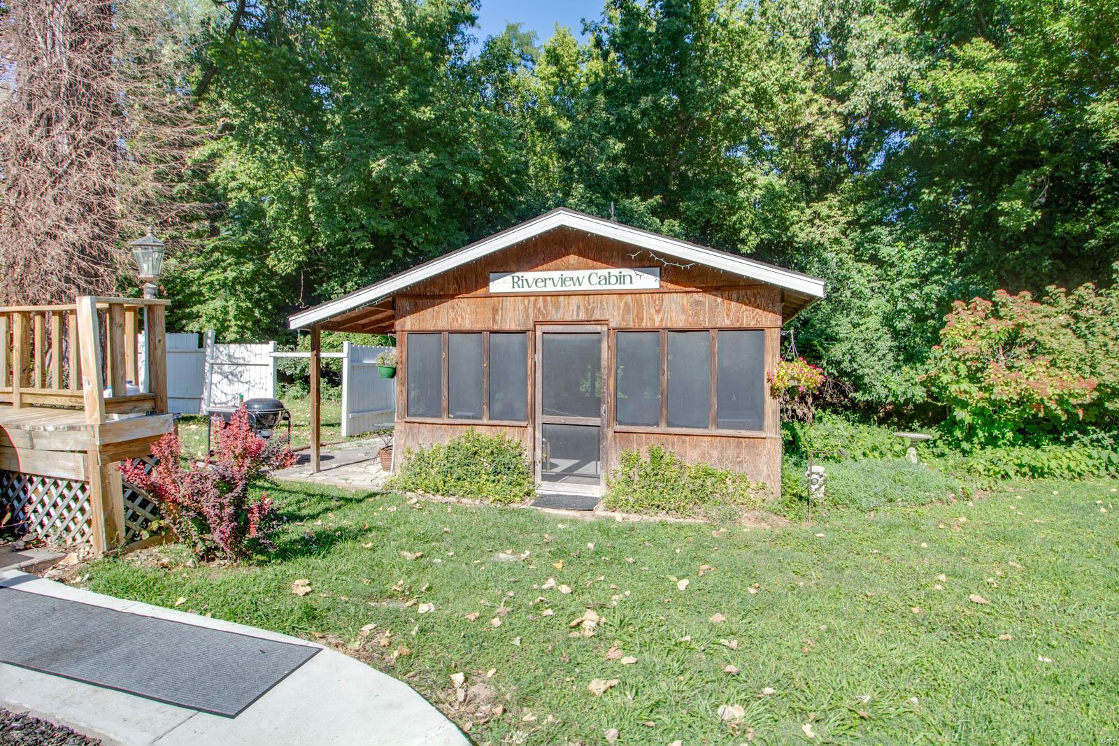 611 Division Street Alton, IL 62002 - Photo 47 of 59 Gallery Image 47