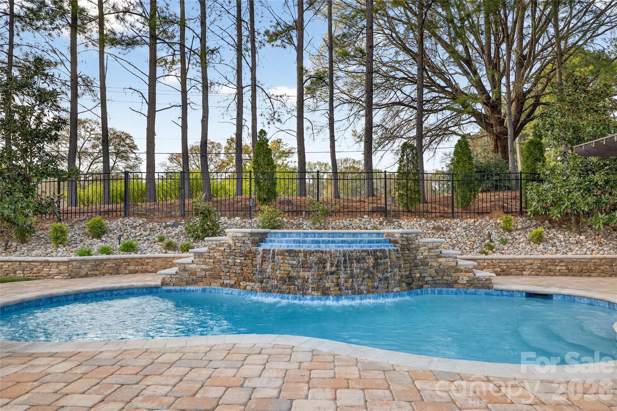 1011 Rock Forest Way Fort Mill, SC 29707 - Photo 21 of 33
