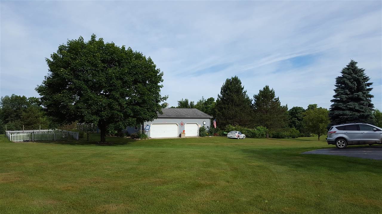 4318 Phillips Road Metamora, MI 48455 - Photo 12 of 61