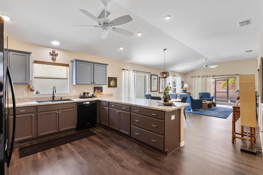 2464 Nellie Road The Villages, FL 32163 - Photo 5 of 39