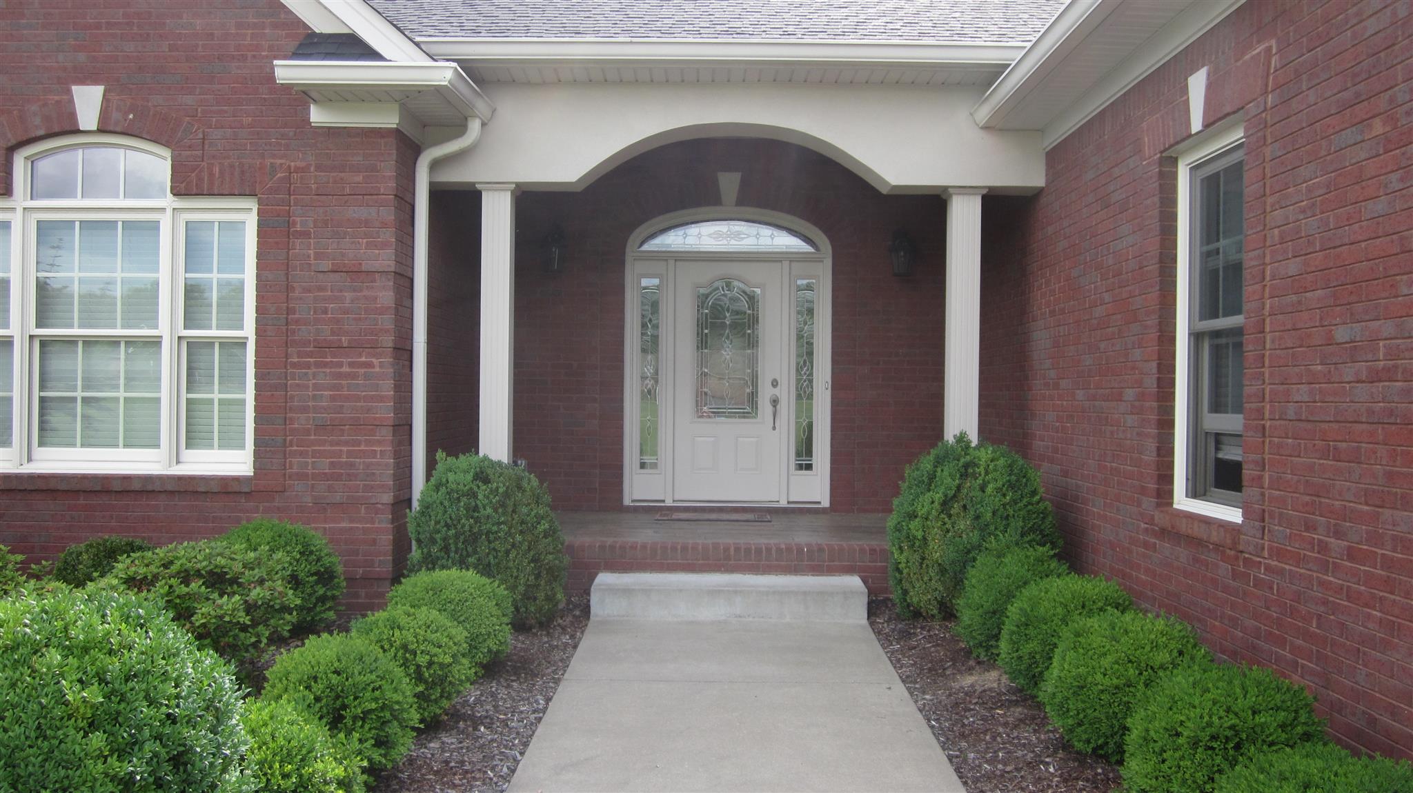 620 Mobley Road Clarksville, TN 37043 - Photo 2 of 30 Gallery Image 2