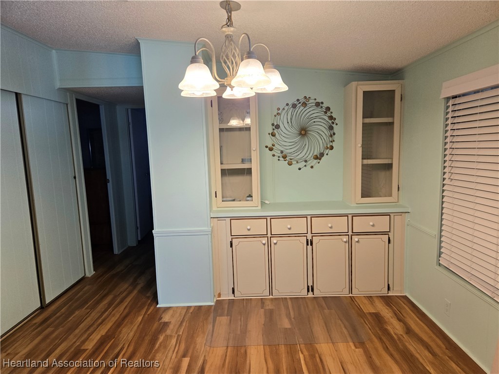 2131 Fiesta Way Sebring, FL 33872 - Photo 6 of 34