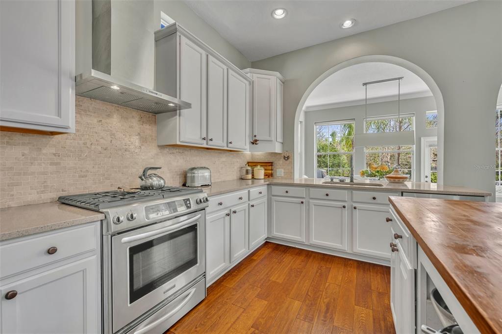807 Oak Shadows Road Celebration, FL 34747 - Photo 14 of 95