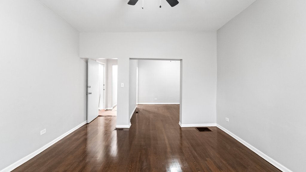 7425 South Princeton Avenue Chicago, IL 60621 - Photo 13 of 26 Gallery Image 13