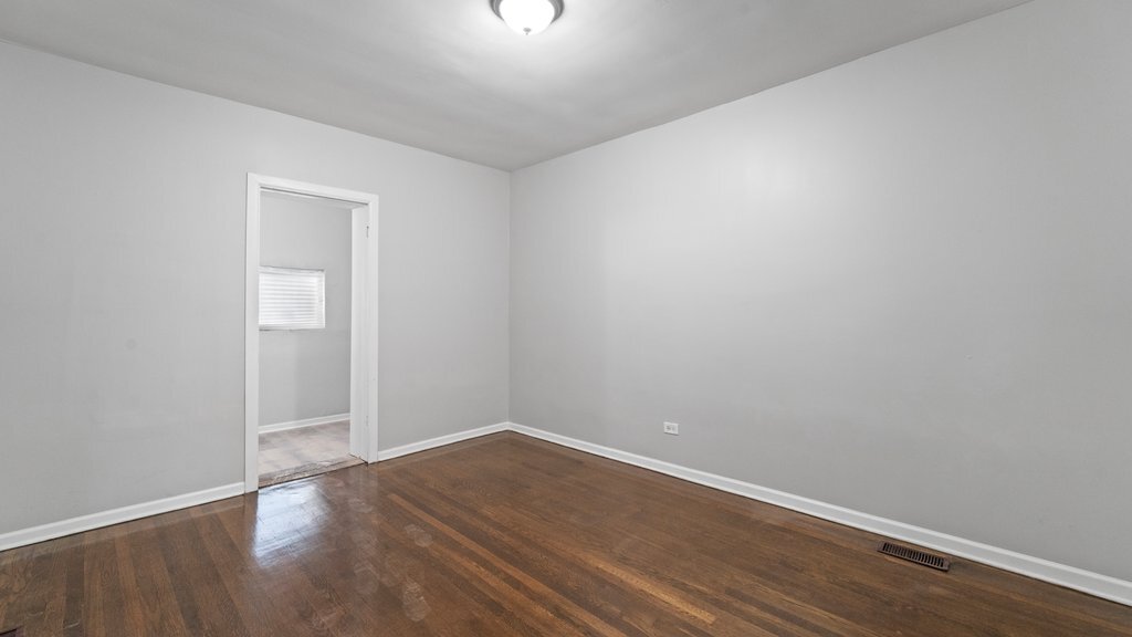 7425 South Princeton Avenue Chicago, IL 60621 - Photo 6 of 26 Gallery Image 6