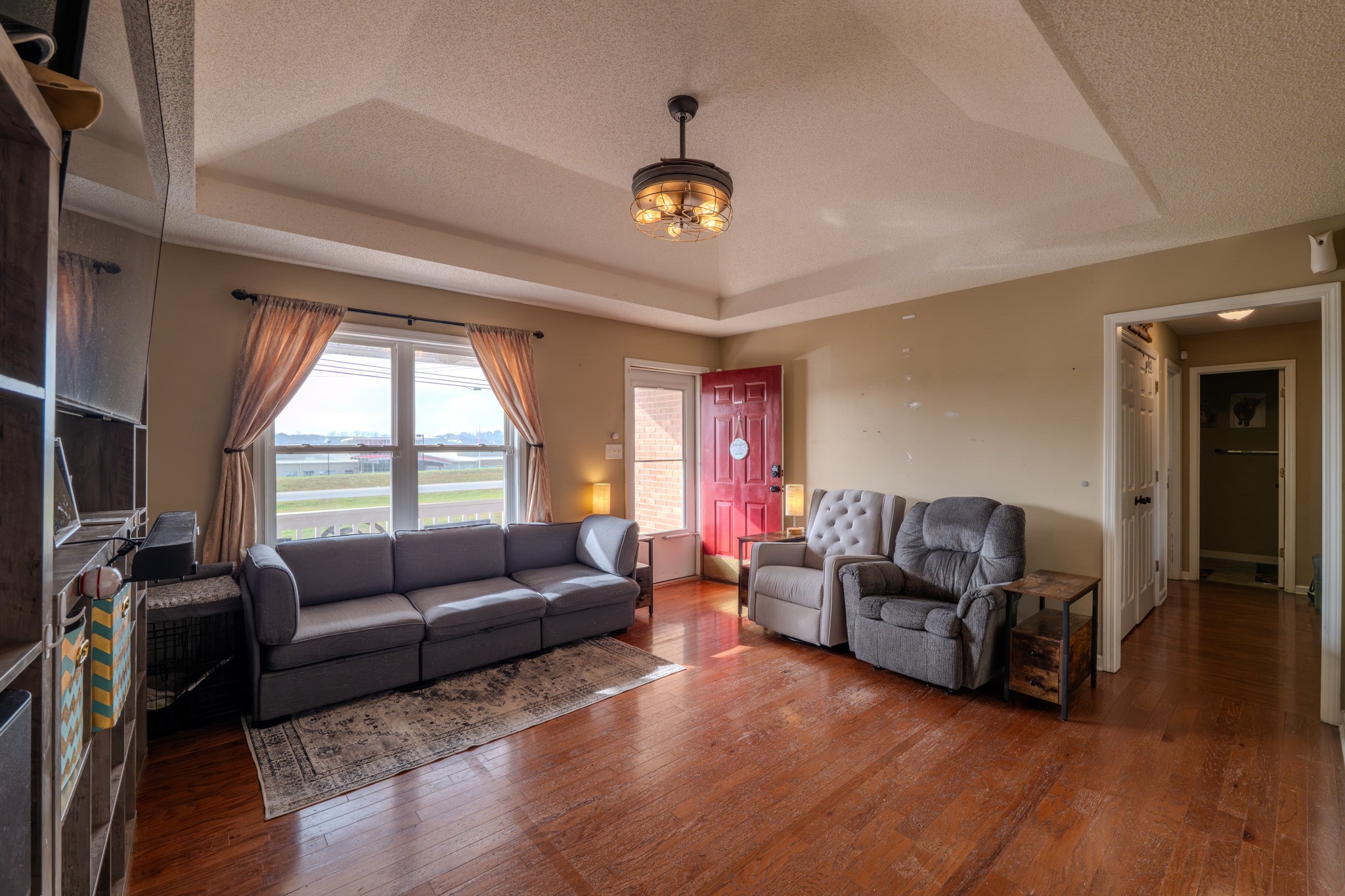 1735 Hazelwood Road Clarksville, TN 37042 - Photo 4 of 23 a living room with furniture and a large window