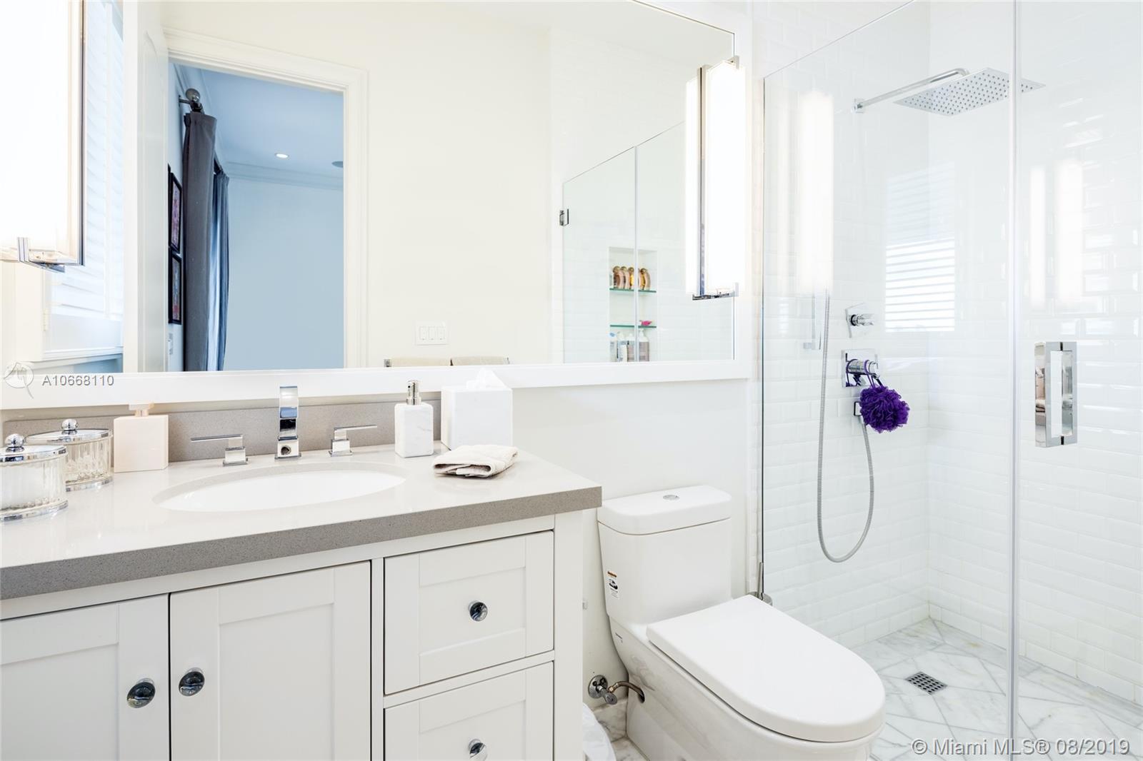4330 North Bay Road Miami Beach, FL 33140 - Photo 25 of 47 Gallery Image 25