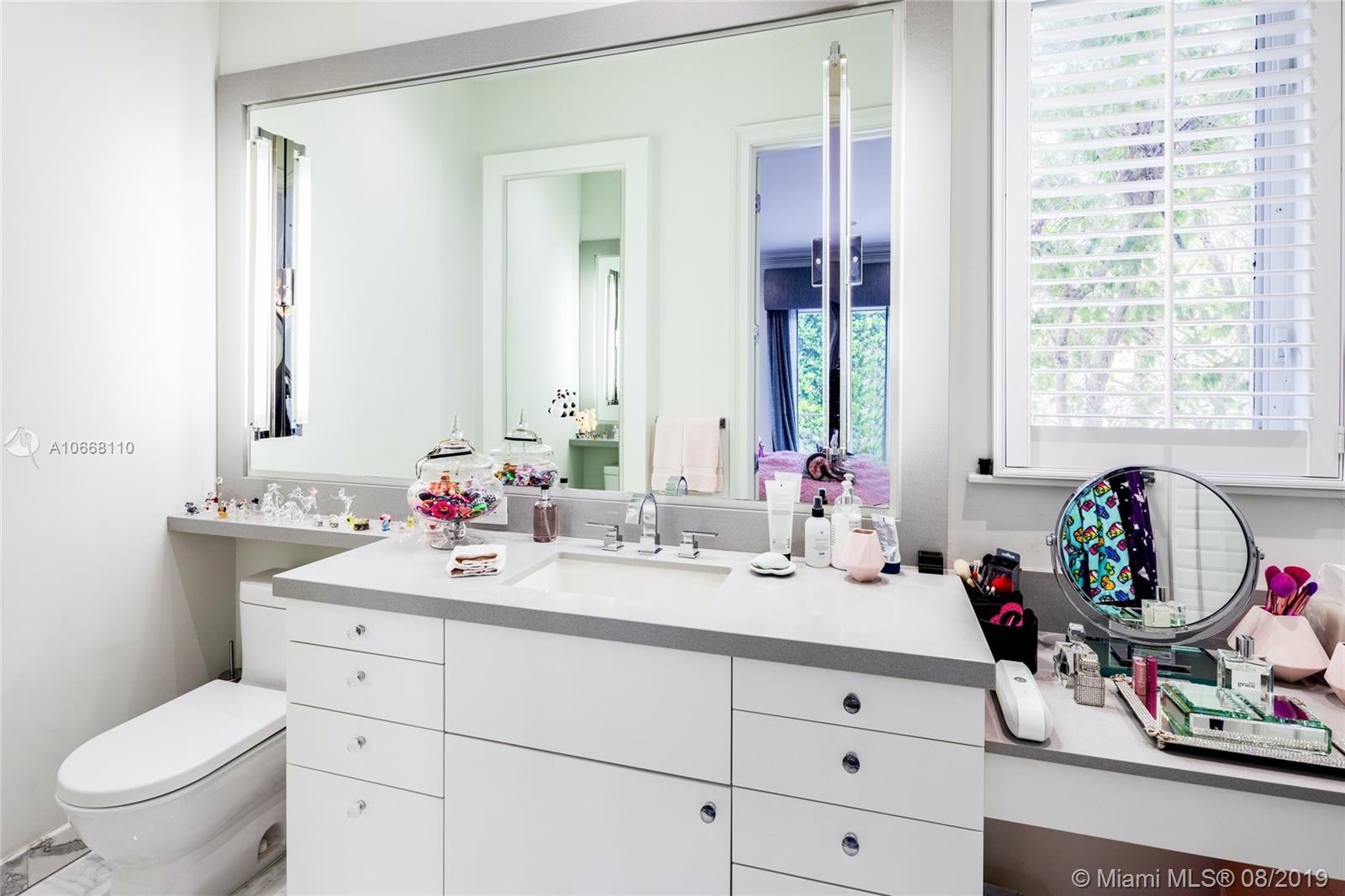 4330 North Bay Road Miami Beach, FL 33140 - Photo 30 of 47 Gallery Image 30