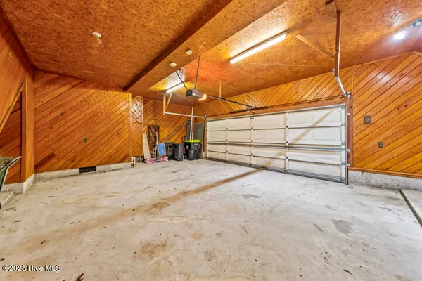 $641,400 | 759 Country Club Drive West, Minnesott Beach, NC 28510