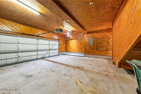 $641,400 | 759 Country Club Drive West, Minnesott Beach, NC 28510