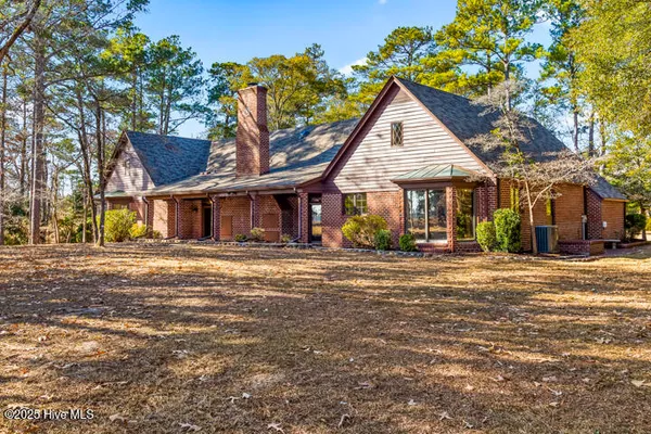 $641,400 | 759 Country Club Drive West, Minnesott Beach, NC 28510