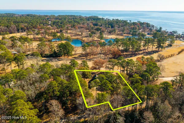$641,400 | 759 Country Club Drive West, Minnesott Beach, NC 28510