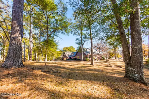 $641,400 | 759 Country Club Drive West, Minnesott Beach, NC 28510