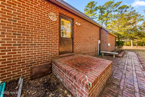 $641,400 | 759 Country Club Drive West, Minnesott Beach, NC 28510