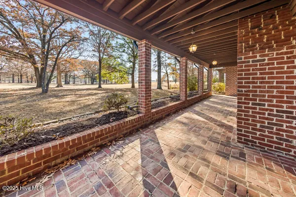 $641,400 | 759 Country Club Drive West, Minnesott Beach, NC 28510