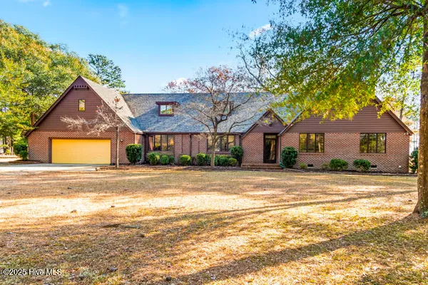 $641,400 | 759 Country Club Drive West, Minnesott Beach, NC 28510