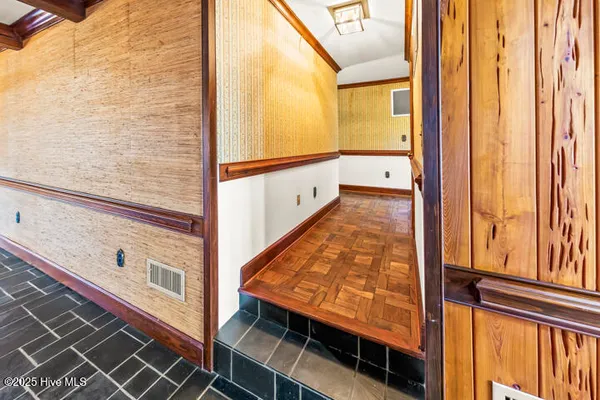 $641,400 | 759 Country Club Drive West, Minnesott Beach, NC 28510