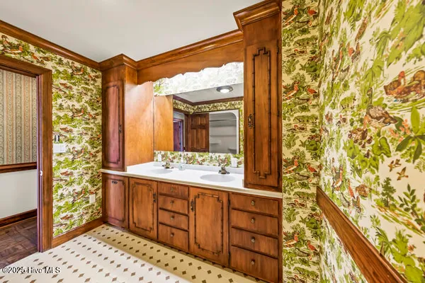 $641,400 | 759 Country Club Drive West, Minnesott Beach, NC 28510