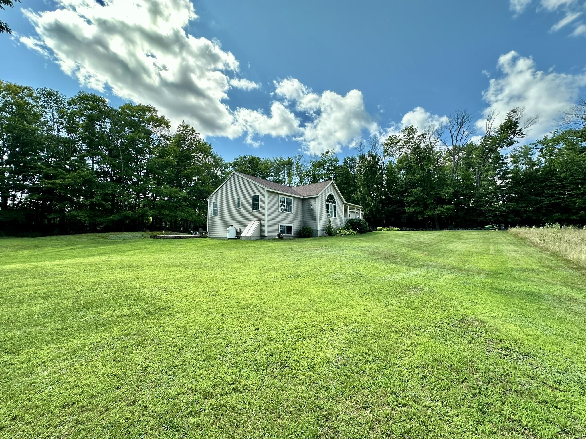 31 Hazen Drive Springvale, ME 04083 - Photo 9 of 53 IMG_3347