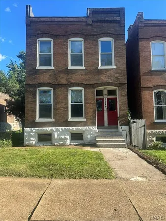 $330,000 | 2646 Geyer Avenue, St. Louis, MO 63104