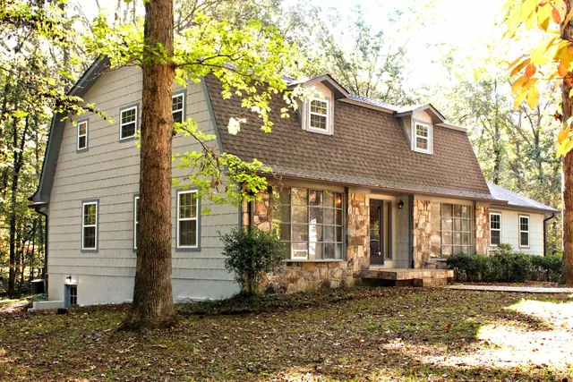 $539,000 | 466 Willow Oak Drive, Winchester, TN 37398