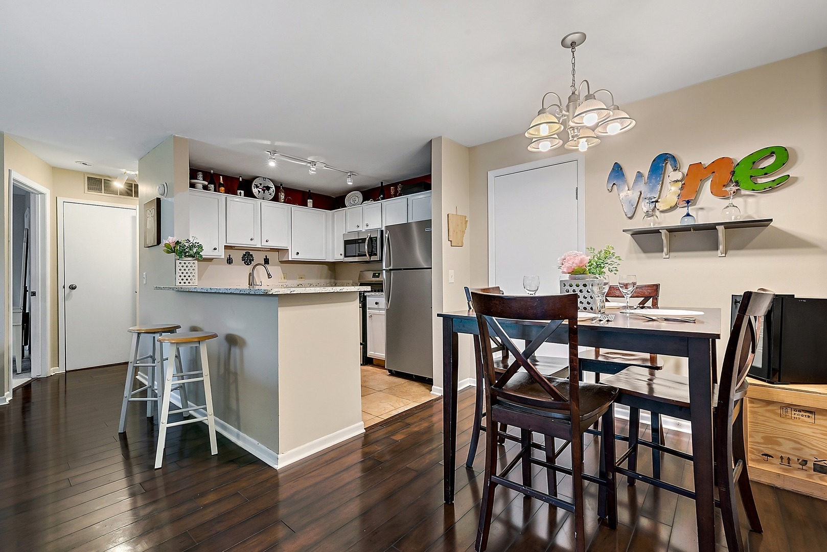 1348 McDowell Road, Unit 101 Naperville, IL 60563 - Photo 4 of 19