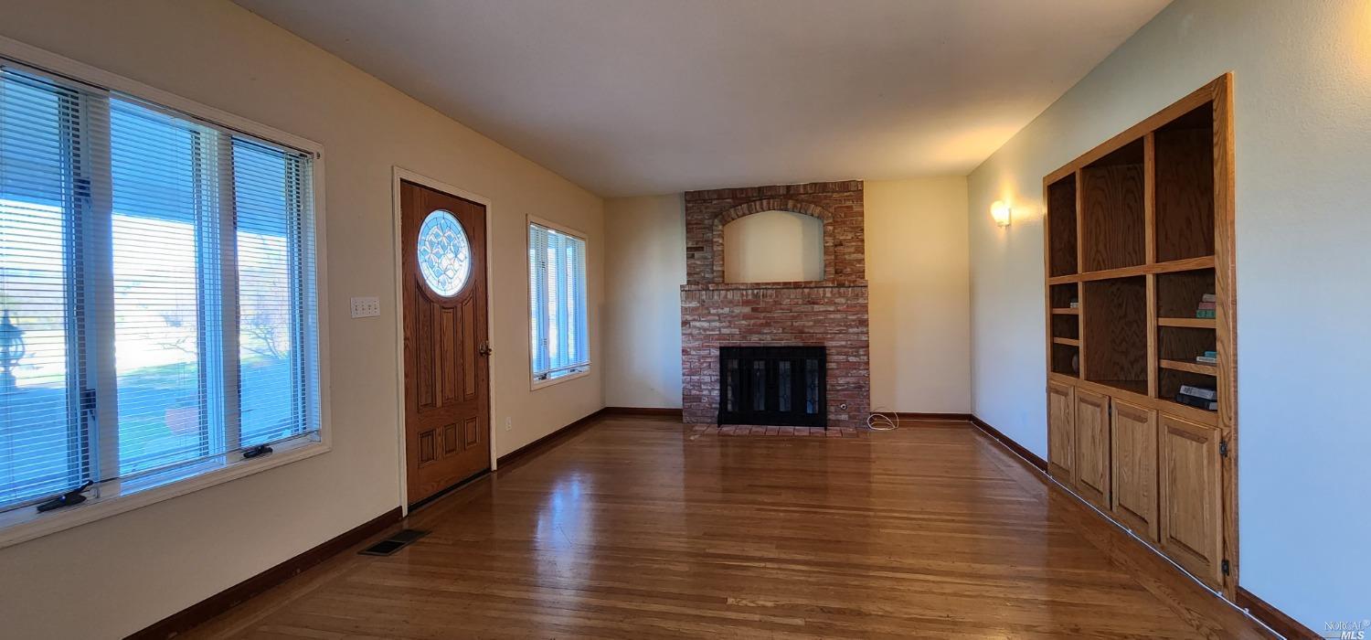 5188 Gordon Valley Road Fairfield, CA 94534 - Photo 7 of 17