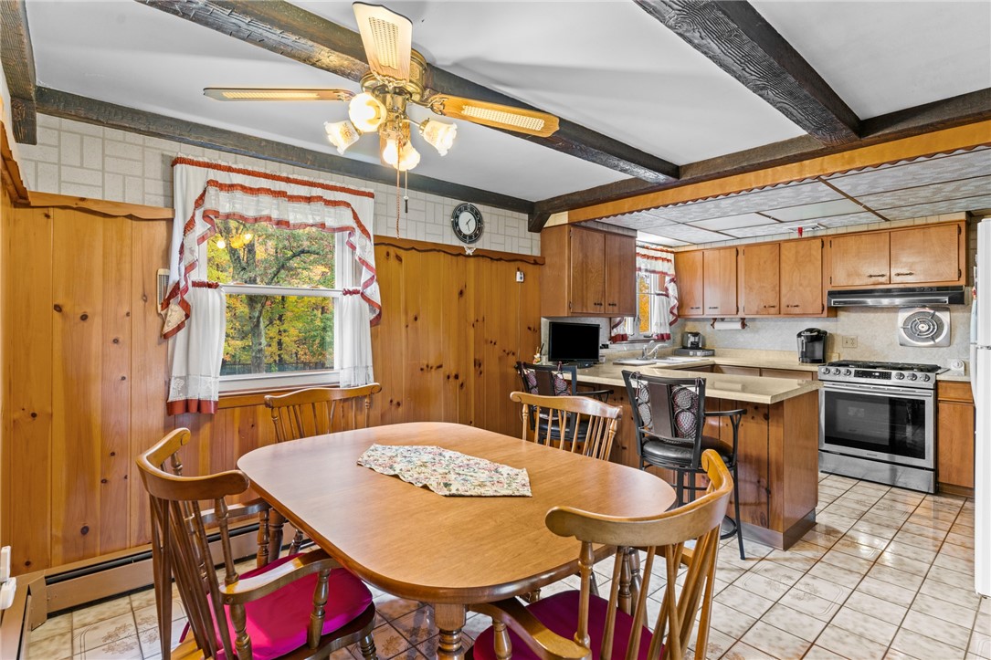 4 Long Pond Road Coventry, RI 02816 - Photo 15 of 36