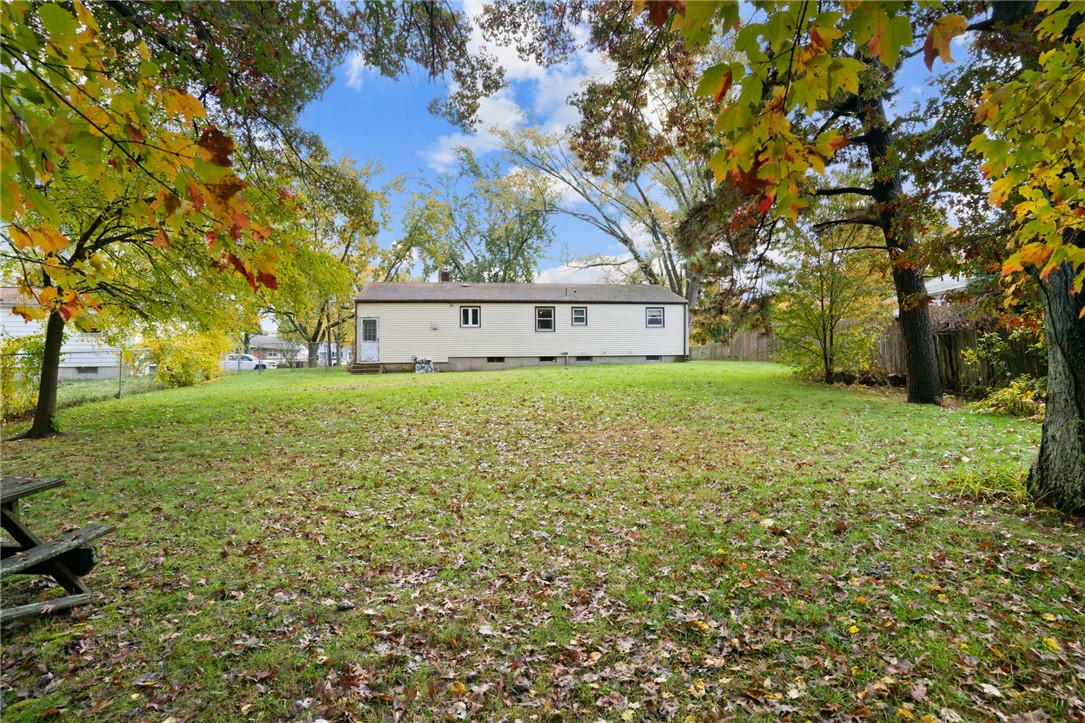 4 Long Pond Road Coventry, RI 02816 - Photo 6 of 36