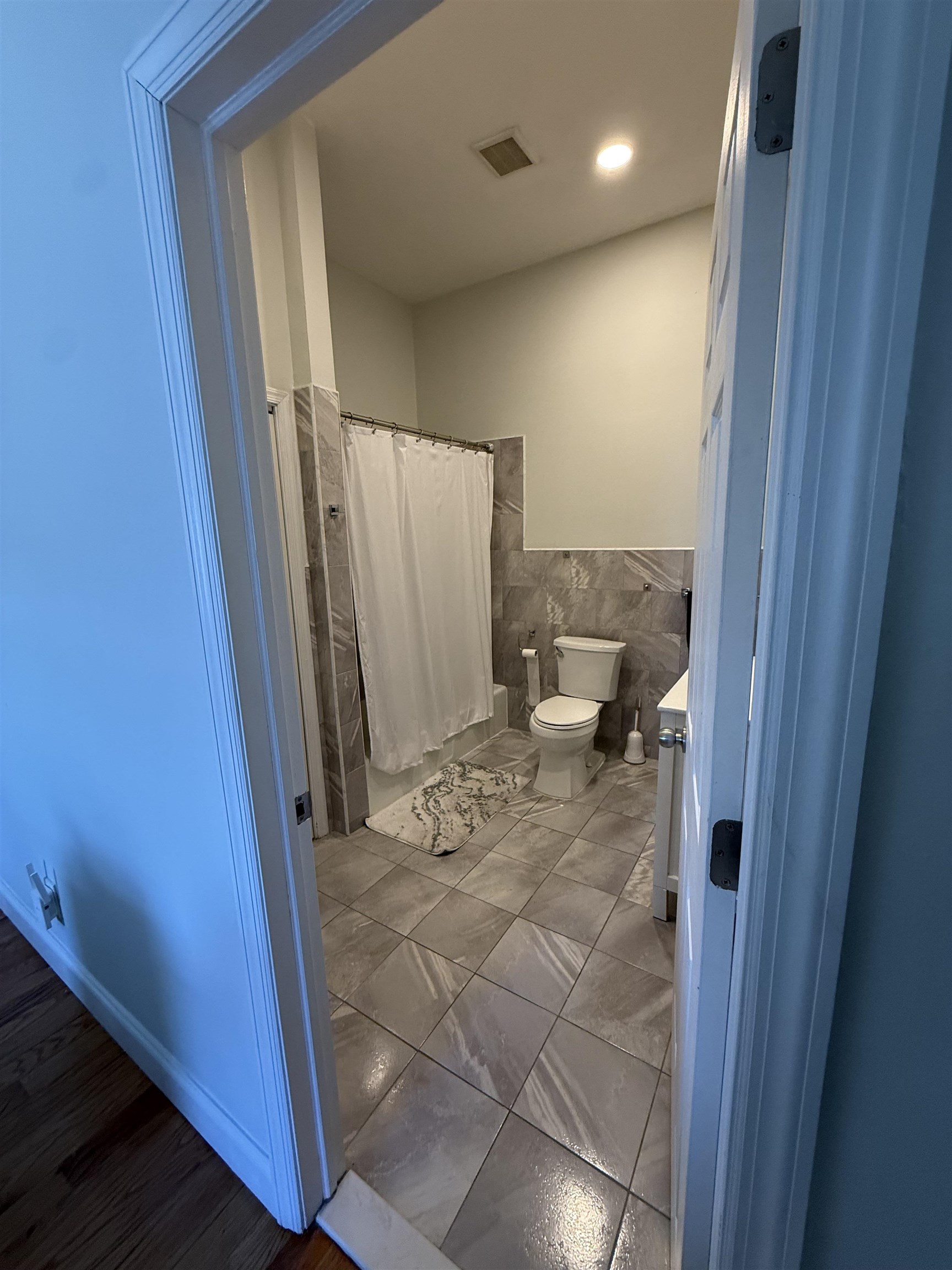 102 Washington Street, Unit 4D Hoboken, NJ 07030 - Photo 25 of 30