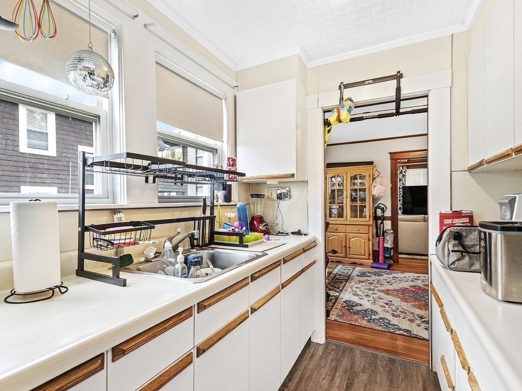 8-10 Berkshire Road Waltham, MA 02453 - Photo 21 of 36 Gallery Image 21
