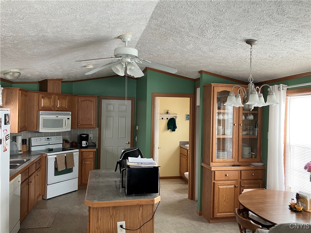 116 Oakleaf Drive Brutus, NY 13166 - Photo 9 of 18