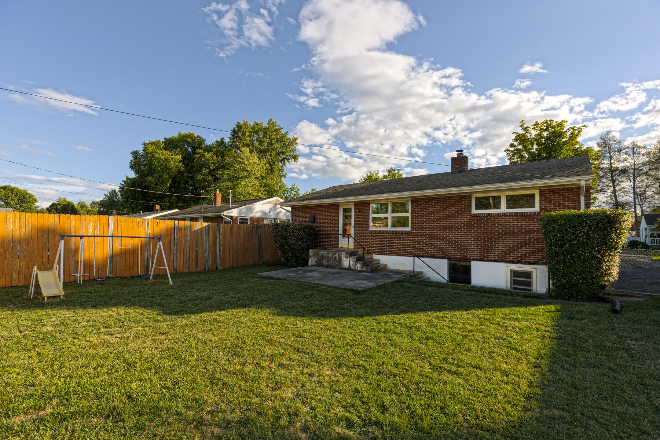 3123 Oliver Road Northeast Roanoke, VA 24012 - Photo 26 of 31 30